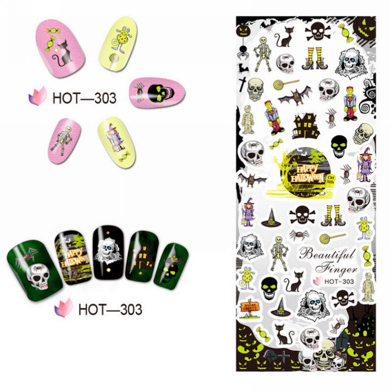 Puede incluir: Pegatinas de arte de u&ntilde;as de Halloween con una variedad de dise&ntilde;os, incluyendo calaveras, murci&eacute;lagos, fantasmas, calabazas y dulces. Las pegatinas est&aacute;n sobre un fondo blanco y est&aacute;n listas para ser aplicadas a las u&ntilde;as.