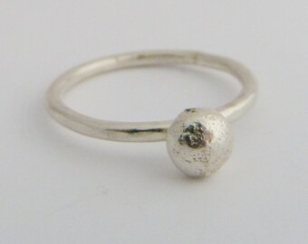 Sterling Silver Large Pebble Stacking Ring.
