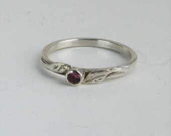 Sterling Silver Pink Tourmaline leaf Ring.