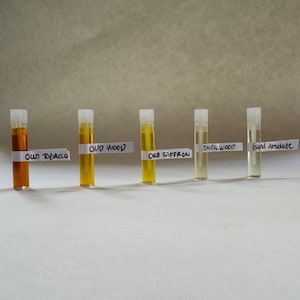 Natural Perfume Sample Set: Oud, Forest, Floral & More