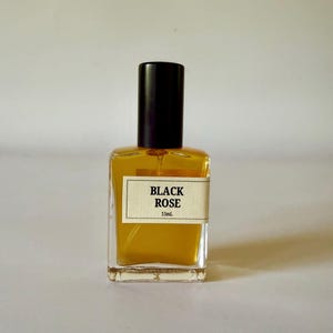 Black Rose Perfume: Natural Rose Absolute, Oud & Sandalwood
