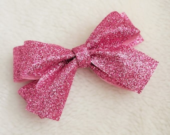 Barrette à cheveux rose pailletée