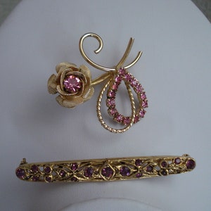 VINTAGE 2 BROOCHES / Deco Ruby Collar Bar & Amethyst Crystals Rose w/Stem / Gold Tone Settings.