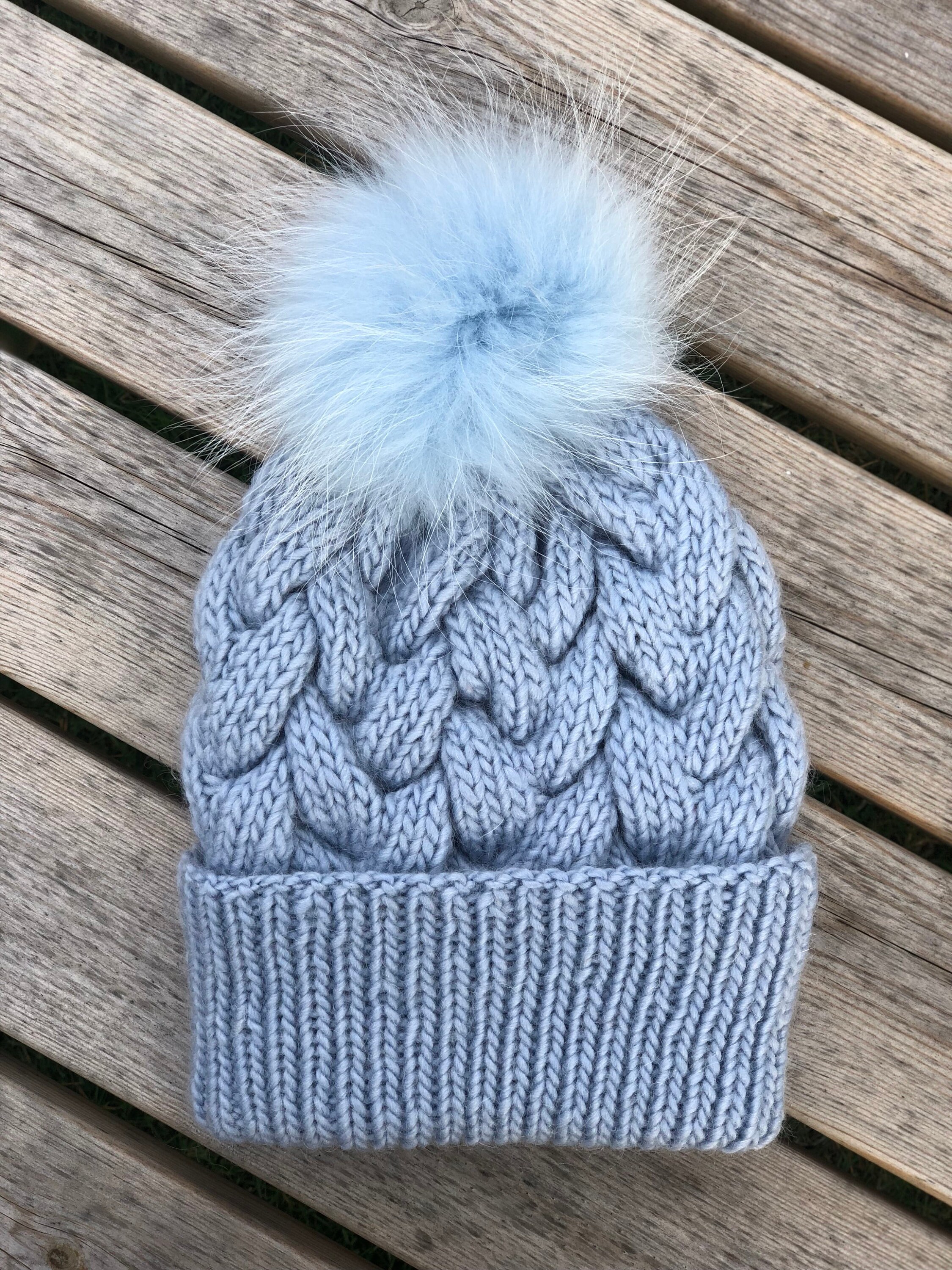 ladies woolly bobble hats