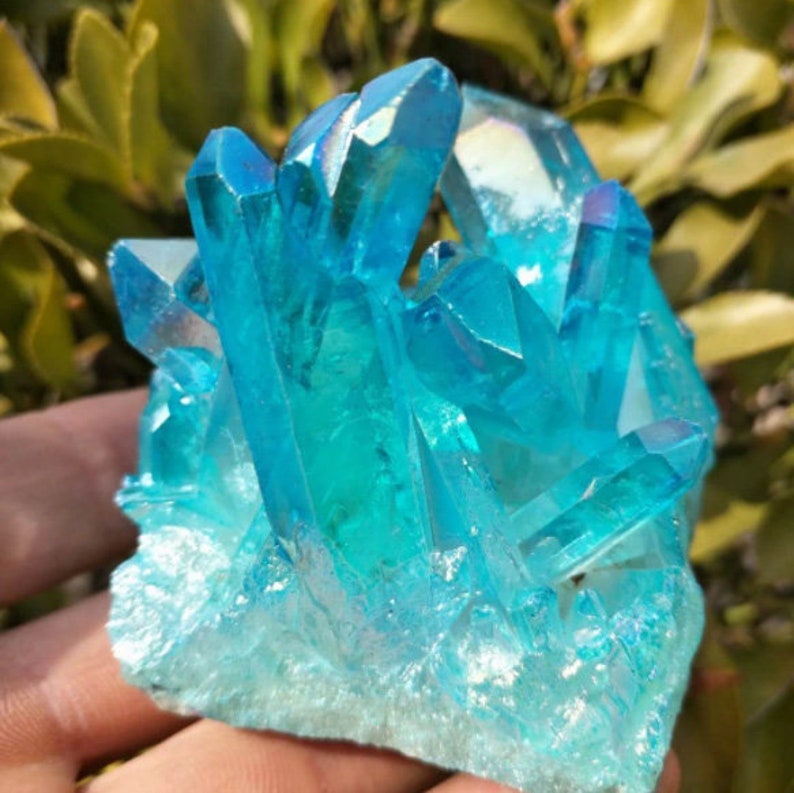 ONE Color Enhanced Sky Blue QUARTZ Crystal 190 200 Grams Etsy