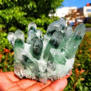 ONE Large 550 Grams Green Phantom QUARTZ Crystal CLUSTER Gem Stone - Color Enhanced - Freeform Gemstone Chunks