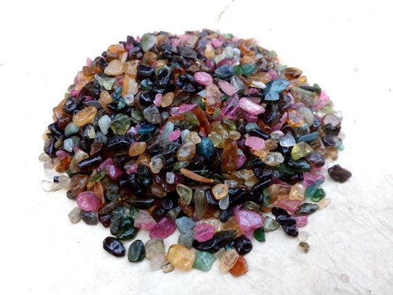 50 GRAMM VERSCHIEDENE EDELSTEINE
