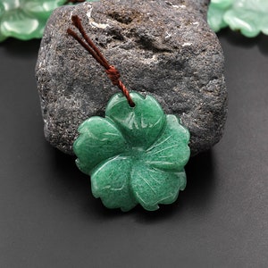 Hand geschnitzte natürliche grüne Aventurin Blume Anhänger Fokal Bead