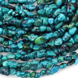 Pequeñas cuentas de pepita crudas de forma libre de turquesa natural sin tratar, auténtica piedra preciosa de turquesa verde azul impresionante, hebra de 15,5&quot;