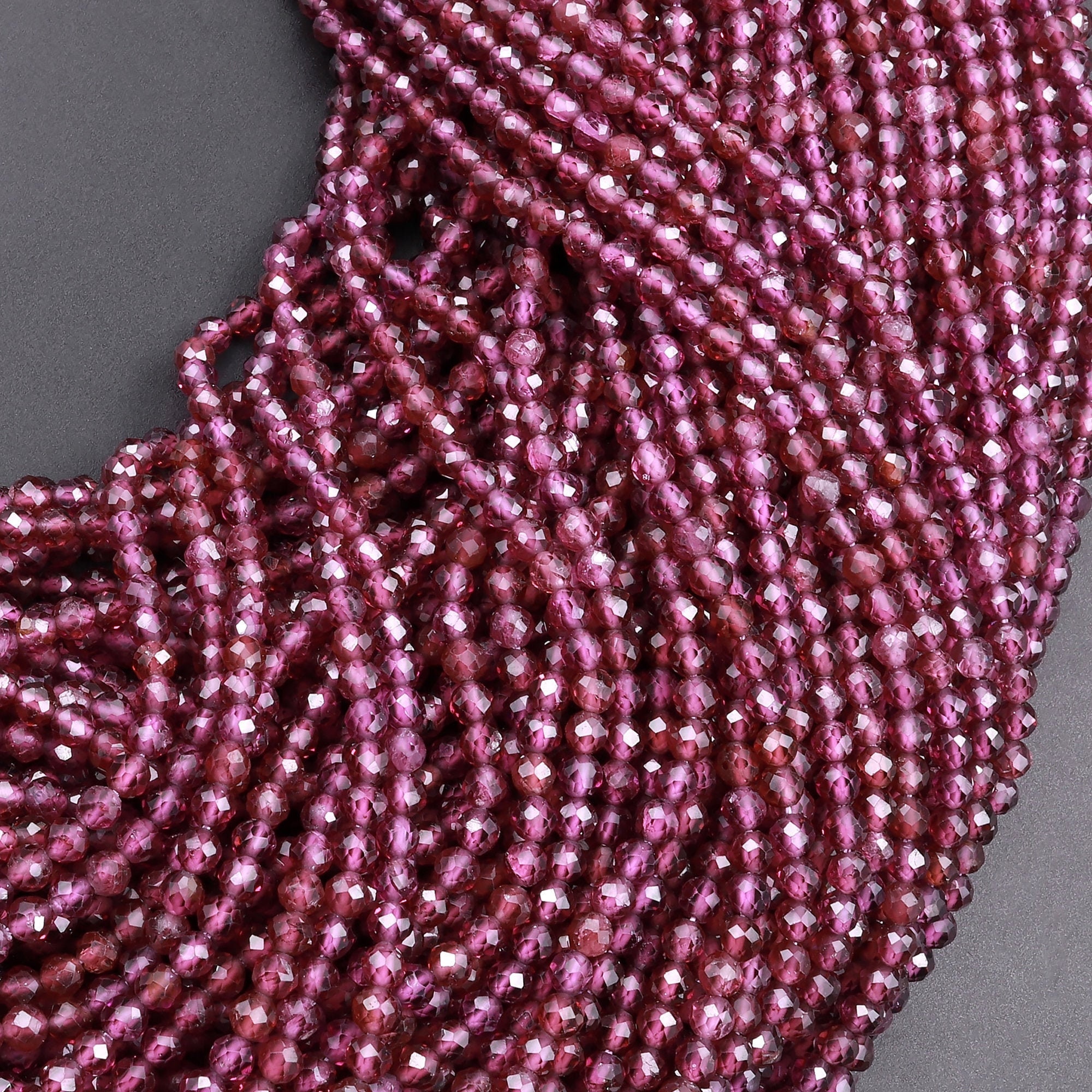 Filo Di Perle Rodolite Granato Ombreggiato Naturale - Sfaccettate 2.5mm - Qualità AAA - India