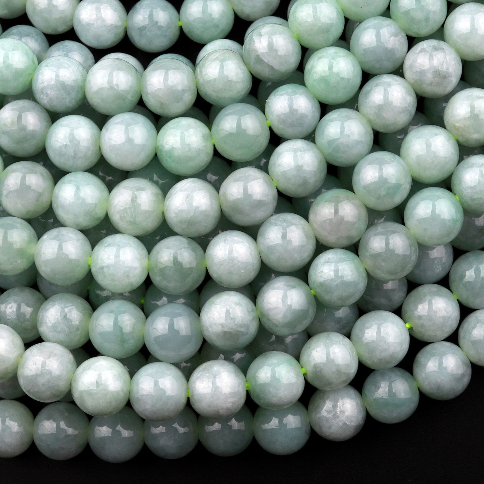 Jade birman vert doux naturel Jade de Birmanie 4 mm 6 mm 8 mm 10 mm 12 mm Perles rondes vert pâle polies sur fil 15,5 po.