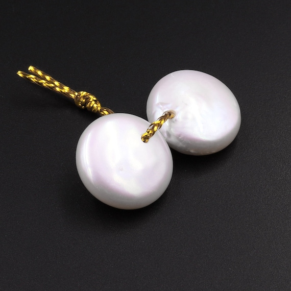 Bysonglezai Pearl Earrings Women's Pearl Stud Earrings White Pink Black  Cute Small Natural Freshwater Pearl Earring Fine Party Gift Pink Pearl :  Amazon.de: Fashion