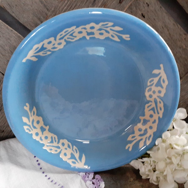 Blue & White Floral Cameo Ware 9" Pie Dish by Harker Pottery Co. USA c.1935+ Vintage Plate Pan Cottage Country Farmhouse Kitchen