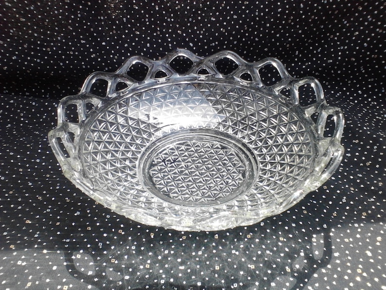 Imperial Glass Ohio Lace Edge Clear Diamond Pattern 10.5 Bowl