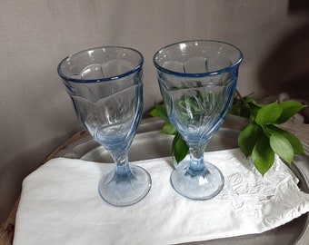 Pair of Noritake Sweet Swirl Blue Wine Glasses - Vintage Everyday Stemware 1985-2005 - Light Blue Wine Glasses / Water Glasses