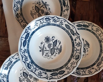Blue Onion Rim Cereal Bowls - Set of 4 - Cavalier Ironstone by Royal China, USA - Traditional Blue & White Dishes  / Floral Bowls / Cottage