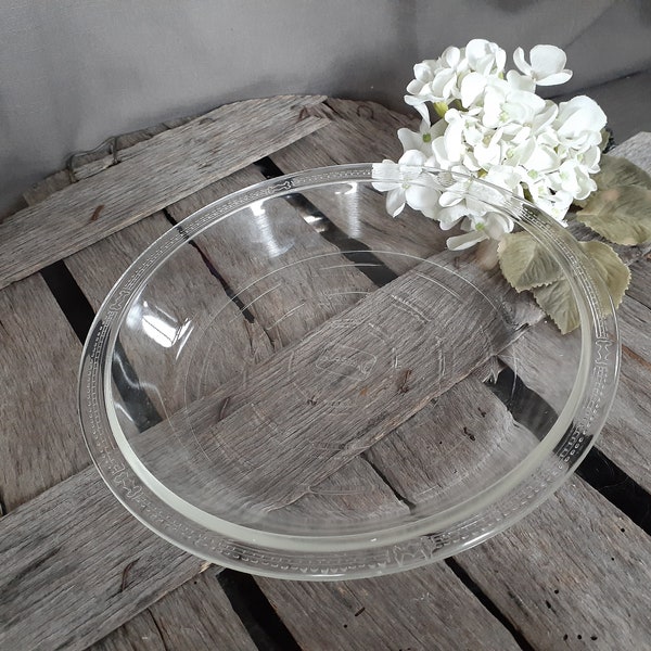 Fantastic Vintage Glasbake Sealtest 9" Pie Plate Pan 244 Concentric Dashed Circles and Embossed Rim - Cottage Retro Kitchen Baking Bakeware