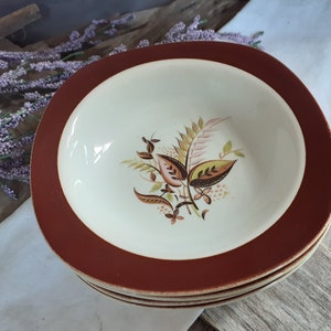 1953 Taylor Smith & Taylor Set of 4 Conversation &#39;Jamaica&#39; Pattern Rim Fruit Bowls / Sauce Bowls - Brown Pink Green - Walter Darwin Teague