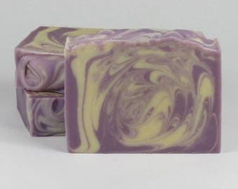 Goat Milk Soap - Lavender Soap with Essential Oil - Shea Butter Soap - Handmade Soap - Gift for Mom - Gifts for Women