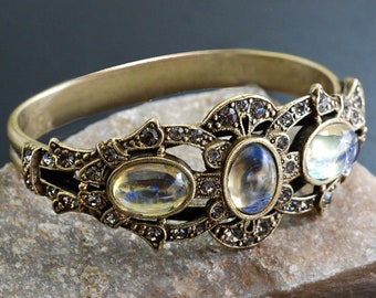 Victorian Crystal Statement Bracelet Opal, Emerald Green, Ruby Red Garnet, Sapphire, Vintage Hinged Victorian bracelet, BR255
