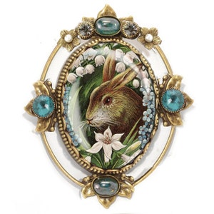 Vintage Bunny Pin, Bunny Rabbit Brooch, Easter pin, Easter gifts, Rabbit lover gift, Easter jewlery, P330
