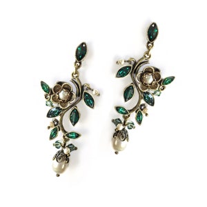 Emerald green earrings, Clip or post,  E1186-EM