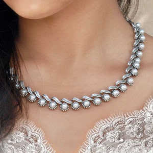 Vintage Pearl Necklace, Vintage Brooch Pearl Necklace