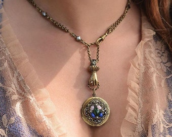 Victorian Locket Necklace, Vintage Love Locket, Bridal locket necklace, Renaissance Necklace N1394