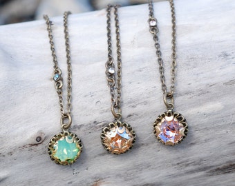 Crystal Dot Necklace, Tiny Crystal Station Necklace, Delicate Necklace, Dainty Necklace, Tiny Necklace, Simple Pendant, Boho Necklace N1297