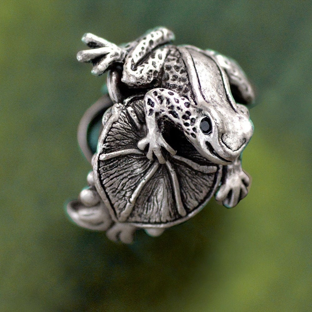Frog Ring Silver Frog Ring Frog Jewelry Frog Sculpture Vintage