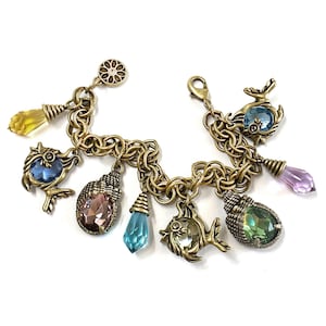 Angel Fish Shells Charm Bracelet, Whimsical vintage retro ocean beach jewelry, Nautical sea bracelet, Fantasy charm bracelet BR180