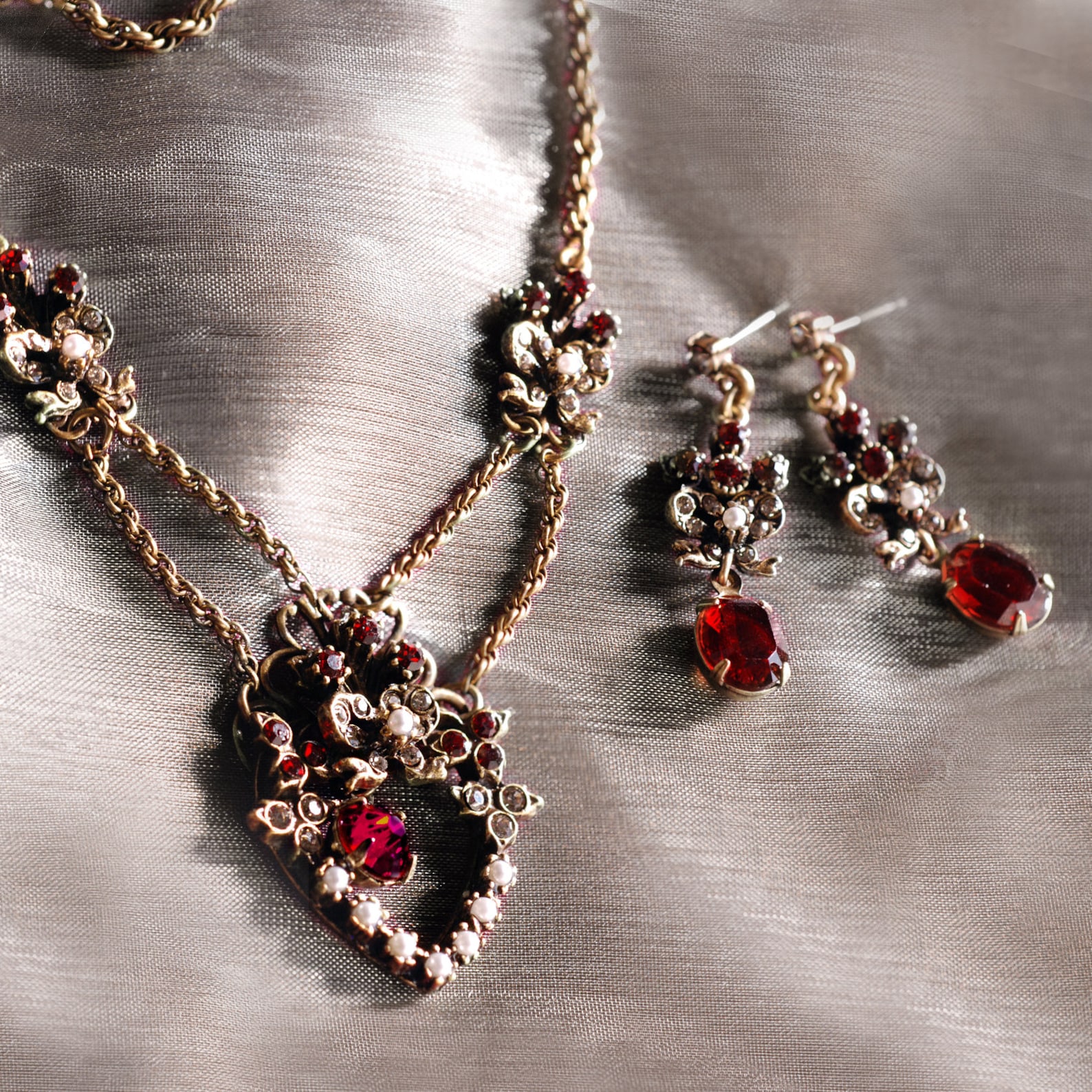Victorian Heart Necklace: Garnet Crystal, Pearl, Burnished Bronze - Etsy