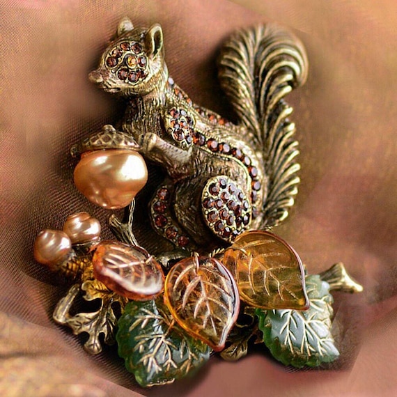 Squirrel Brooch: Swarovski Crystal, Glass Leaves, and Acorn Pearl
