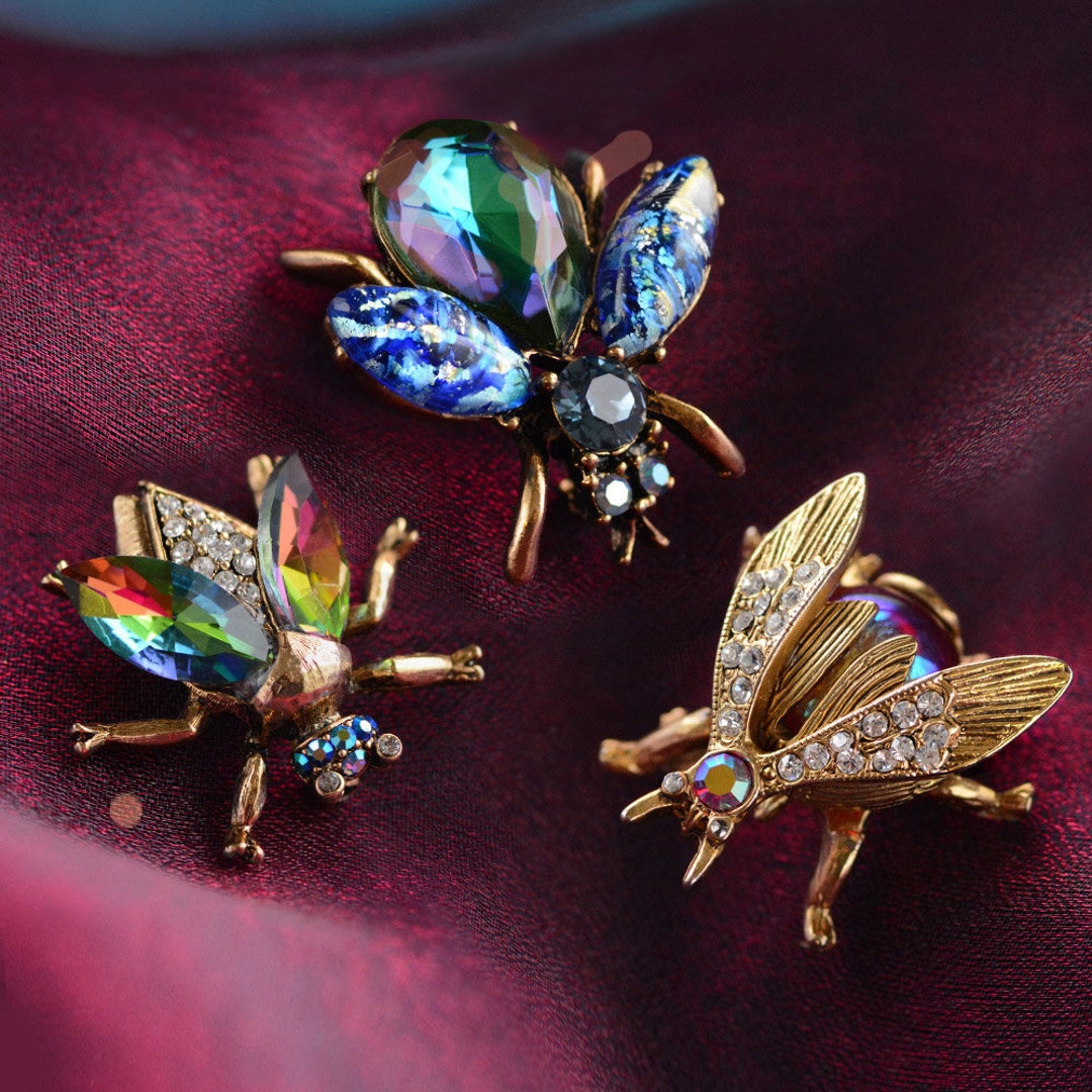 Rhinestone Caterpillar Brooch For Women - Sparkling Insect Animal Brooch For Jackets, Bags, Bouquet Decor