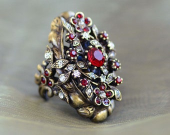 Garnet Ring, Wedding Ring, Victorian Ring, Garnet Jewelry, Red Ring, Victorian Jewelry, Garnet, Statement Ring, Antique Ring R338
