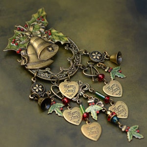 Holly Pin, Christmas Pin, Christmas Brooch, Pin, Brooch, Holly Jewelry, Holiday Pin, Holiday Brooch, Bell Jewelry, Stocking Stuffer P355