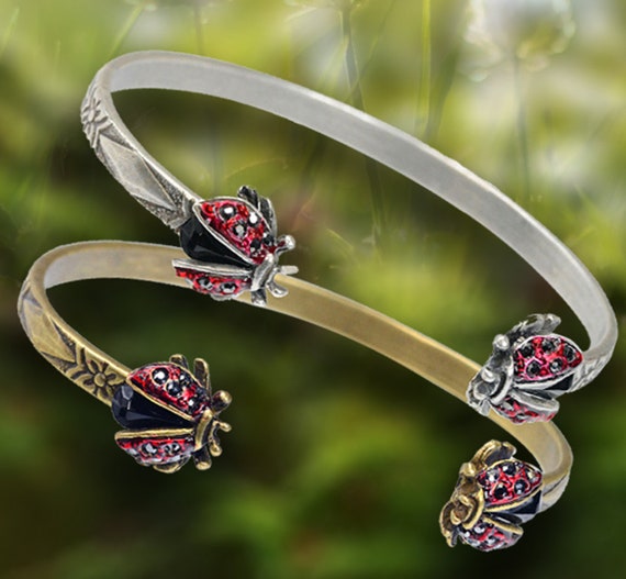 Ladybug Bracelet, Summer Cuff Bracelet, Ladybug Jewelry, Insect Jewelry,  Nature Jewelry, Insect Bracelet, Bug Bracelet, Bug Jewelry BR526 