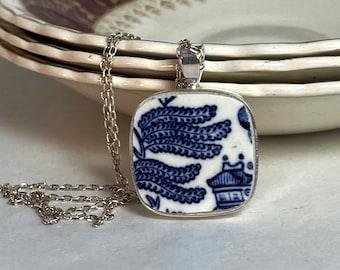20th wedding anniversary gift blue and white china, Willow pattern, leaves, square pendant, broken china jewellery