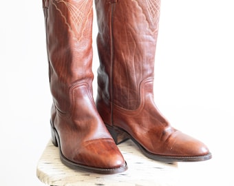 Vintage Frye Cowboy Boots, Two-tone Cream & Red Leather  display picture 2