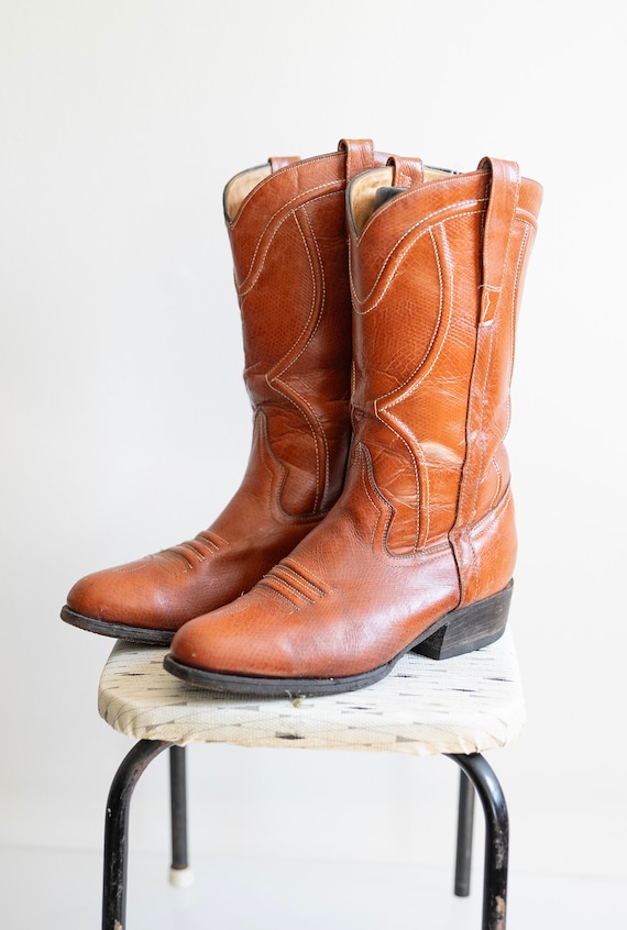 Vintage Brown Leather Cowboy Boots: Embroidered Western Wear, Mens 9.5