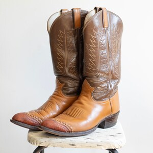 Tony Lama Vintage Rough Out Leather Cowboy Western Boots Size‎ 10.5D Vintage Cowboy Boots by Tony Lama in Perfectly Distressed  main image 4