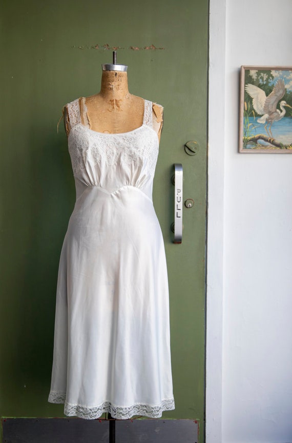 M/L | Vintage 1950s Snip-It Slip Dress