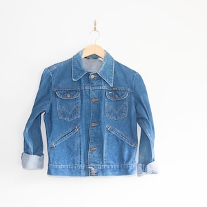 Vintage Maverick Blue Bell Wrangler Jean Jacket Medium Large 42 sanforized union made wpl made in USA trucker jacket 1960s faded distressed