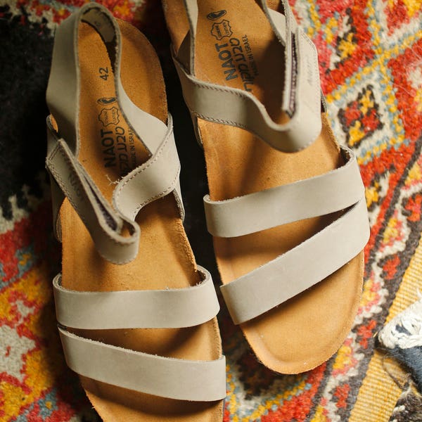 Womens Naot Kayla New Sandals 42 womens 11 never worn / Brown Leather Strappy sandal similar to Birkenstock / made in Israel