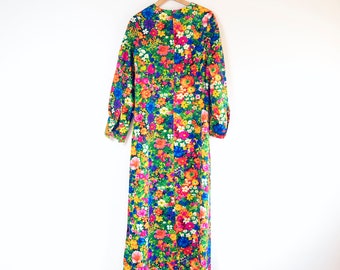 1960s Floral Maxi Dress: Vintage Mod Shift, Size 10-12