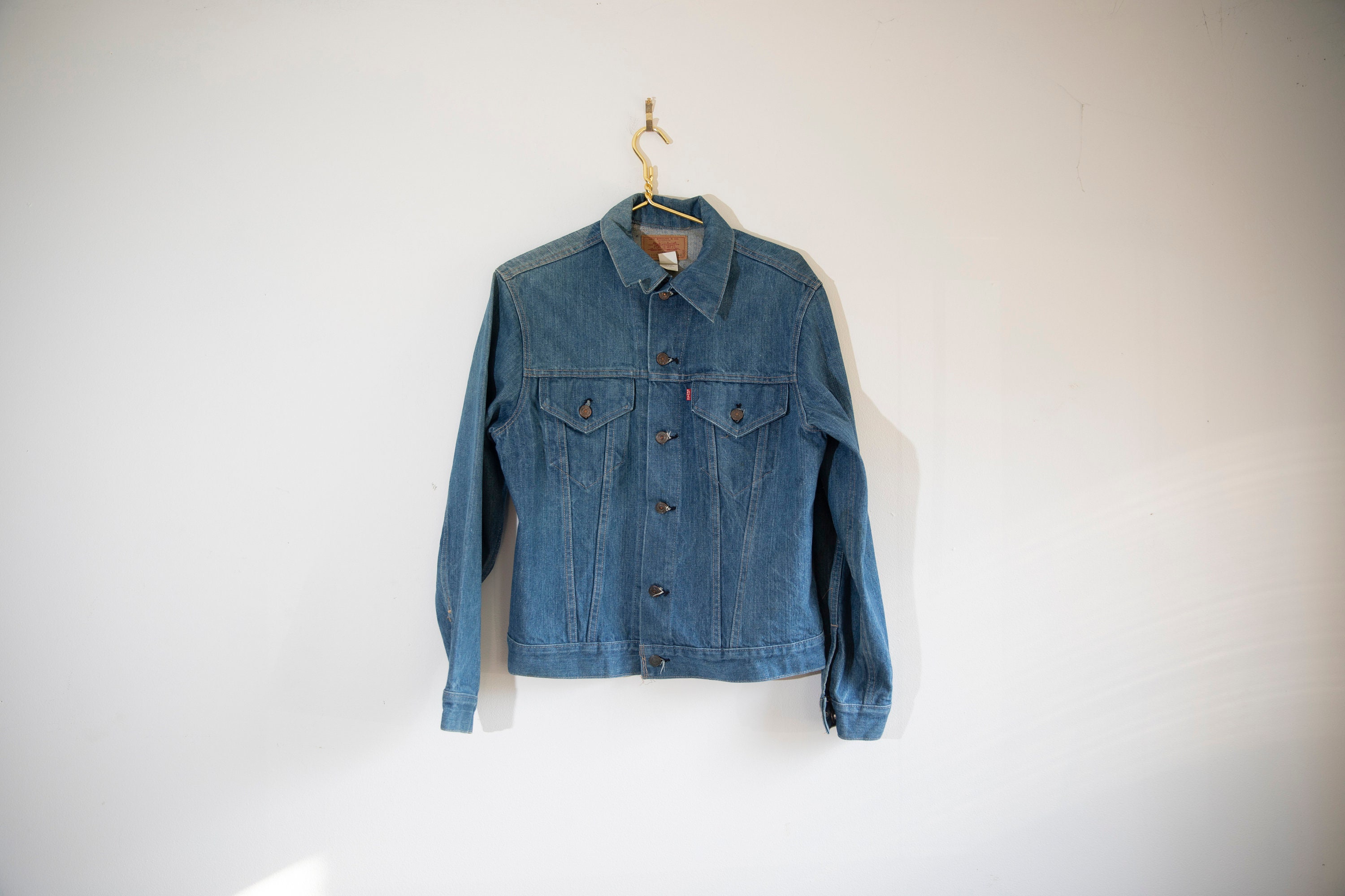 Vintage Levi's Denim Trucker Jacket: 1970s Faded Indigo, Medium - Etsy