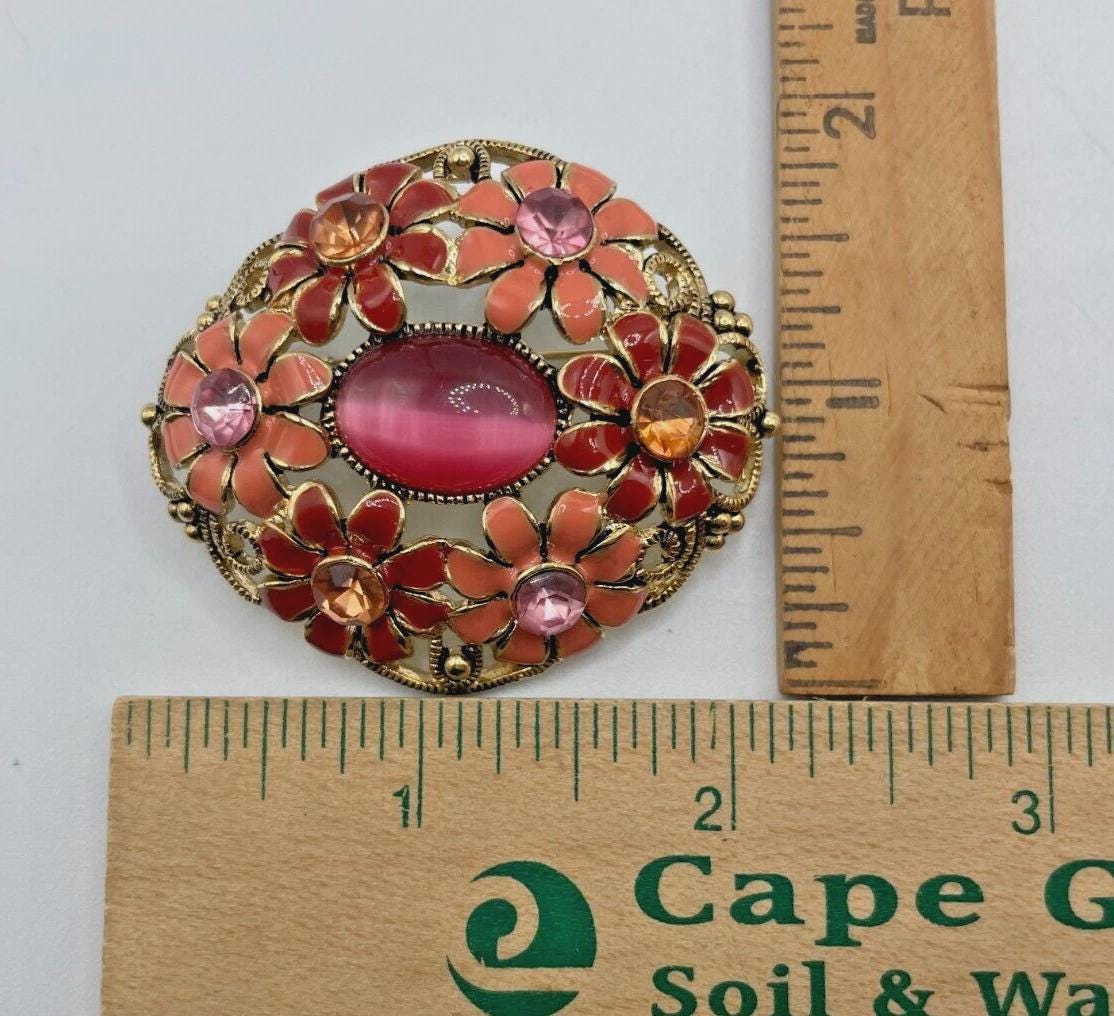 VTG Flower Power Pink Tigers Eye Cabochon Rhinestone Enamel