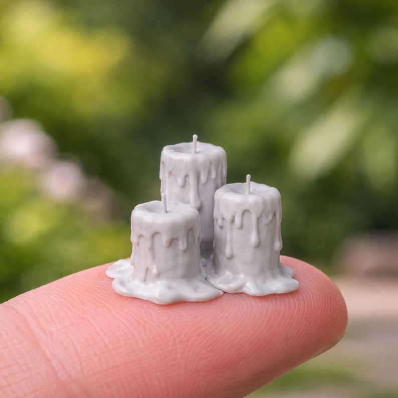 Miniature melting candles STL file, resin 3D printed gothic candle models for fantasy diorama, DnD scenery or haunted decor