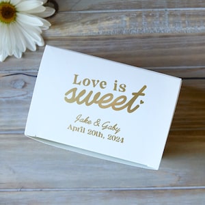 Love is Sweet Cake Box - To Go Box, Favor Box, Wedding Treat Box, Bridal Shower, Engagement