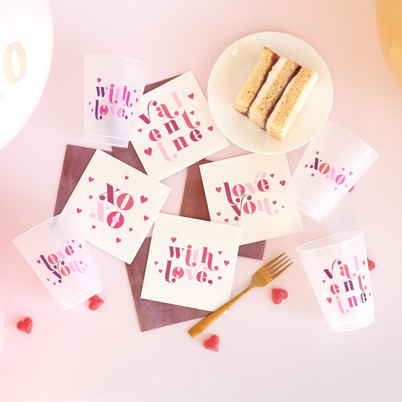 PicturePerfectPapier XOXO Valentine Napkin - Thumbnail 2